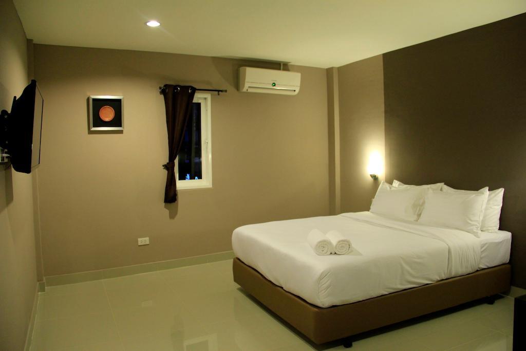 Shooters Guesthouse Pattaya Exterior photo