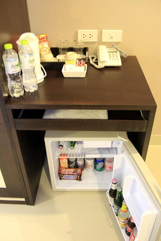 Shooters Guesthouse Pattaya Room photo