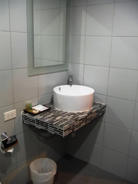 Shooters Guesthouse Pattaya Room photo