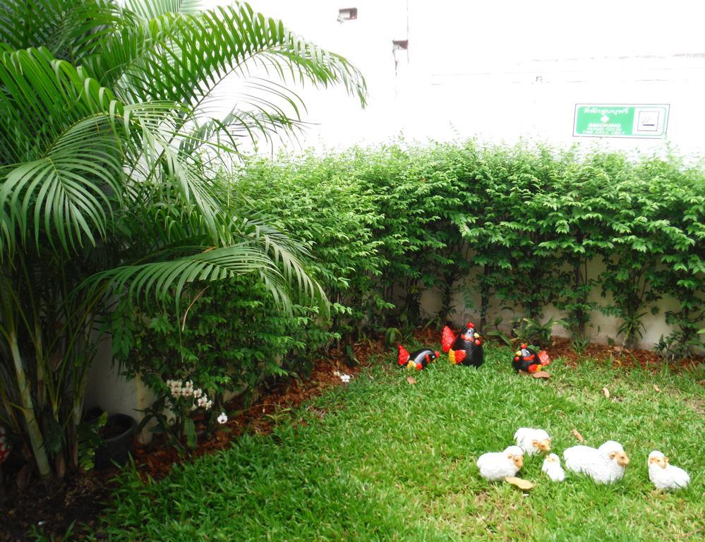 Shooters Guesthouse Pattaya Exterior photo
