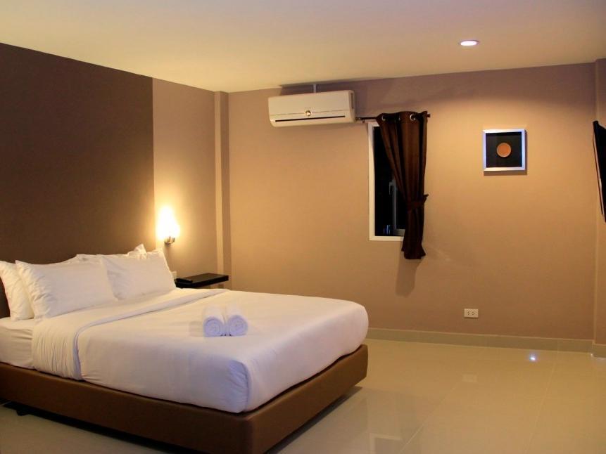 Shooters Guesthouse Pattaya Exterior photo